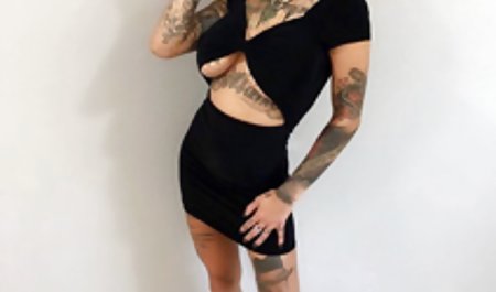 Babe Cassie اسکاتلندی که سعی در جوراب شلواری دانلود رایگان فیلم پورن داستانی دارد.